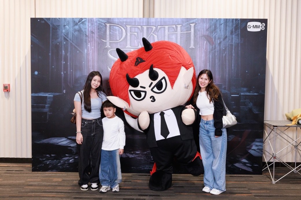 ppe2003perth's tweet photo. ครอบครัวน้องชิโน่ พี่เบลล์ ญาติฝั่งพี่เพิร์ธ

IG tuk_sammy_shino

PERTHSANTA NEVER ENOUGH

#PerthSantaConcert
#PerthSanta #เพิร์ธแซนต้า https://t.co/73bC3VbWFU