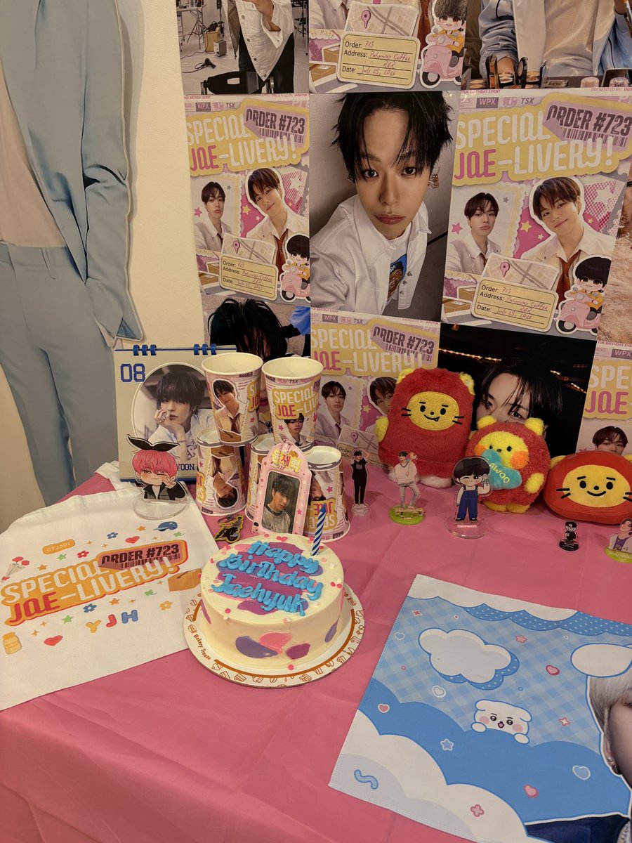 jjaekhoon's tweet photo. happy birthday, jaehyuk!!! 🥹🩷 #SpecialJAElivery @jaehyuksgalaxy @treasuremembers https://t.co/ObjmYzv5hR