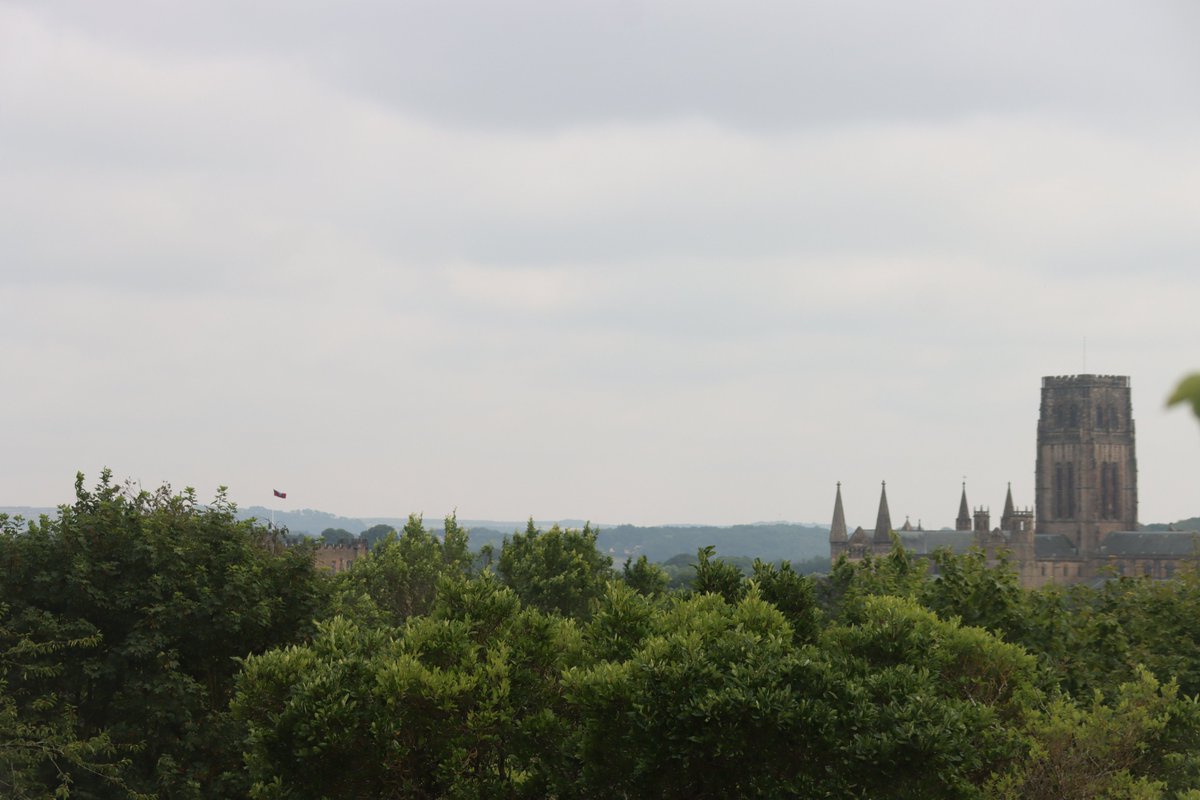 jgphotography10's tweet photo. View from "The Battery": Durham Cathedral (2/2) - 17-07-2026

#TheBattery #DurhamCathedral #WhartonPark #Landscapes #Photography https://t.co/HhxZYDNmPg