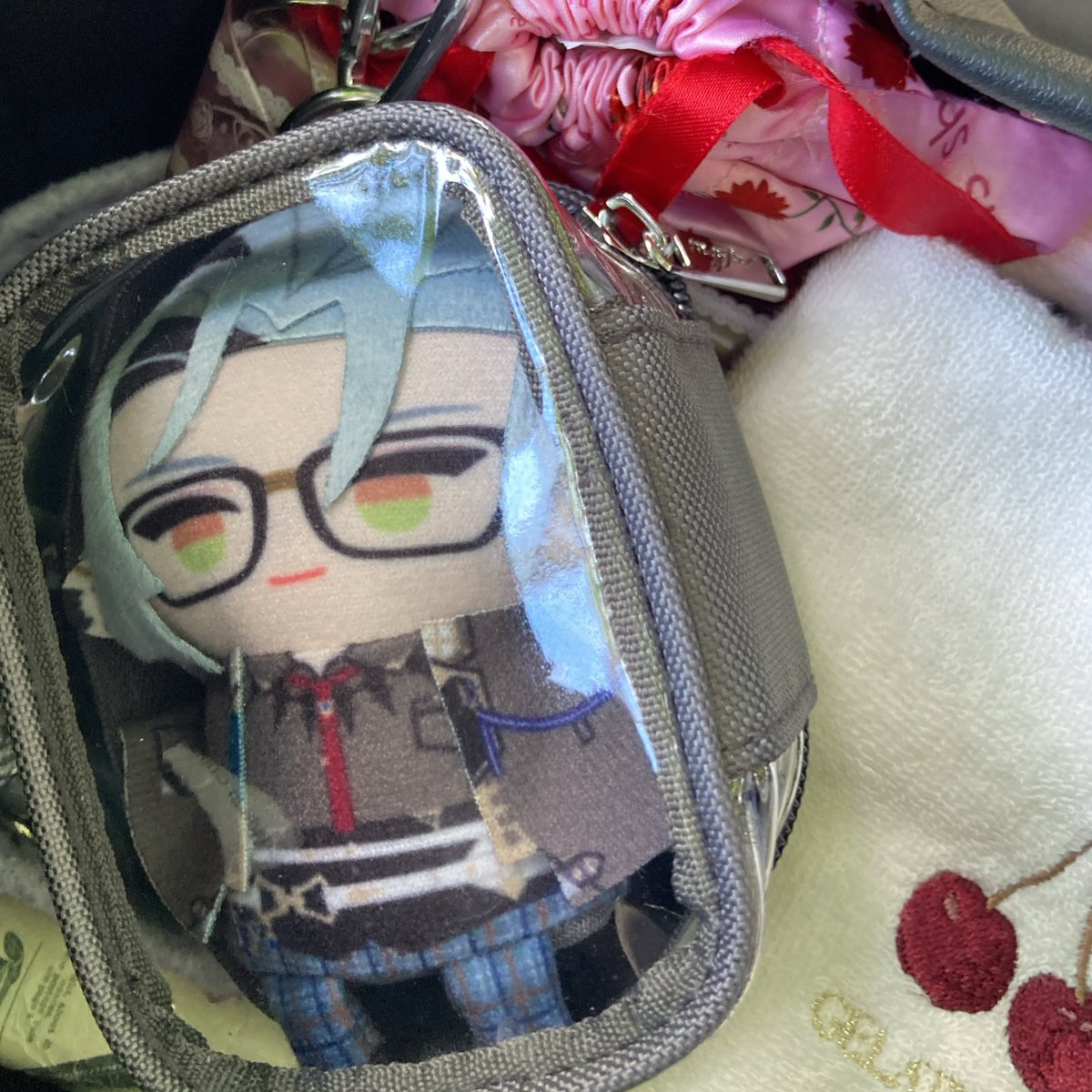 slv804's tweet photo. 今日のオトモにHex連れてきた〜。
#HexHaywire https://t.co/GQ1vmfdolW