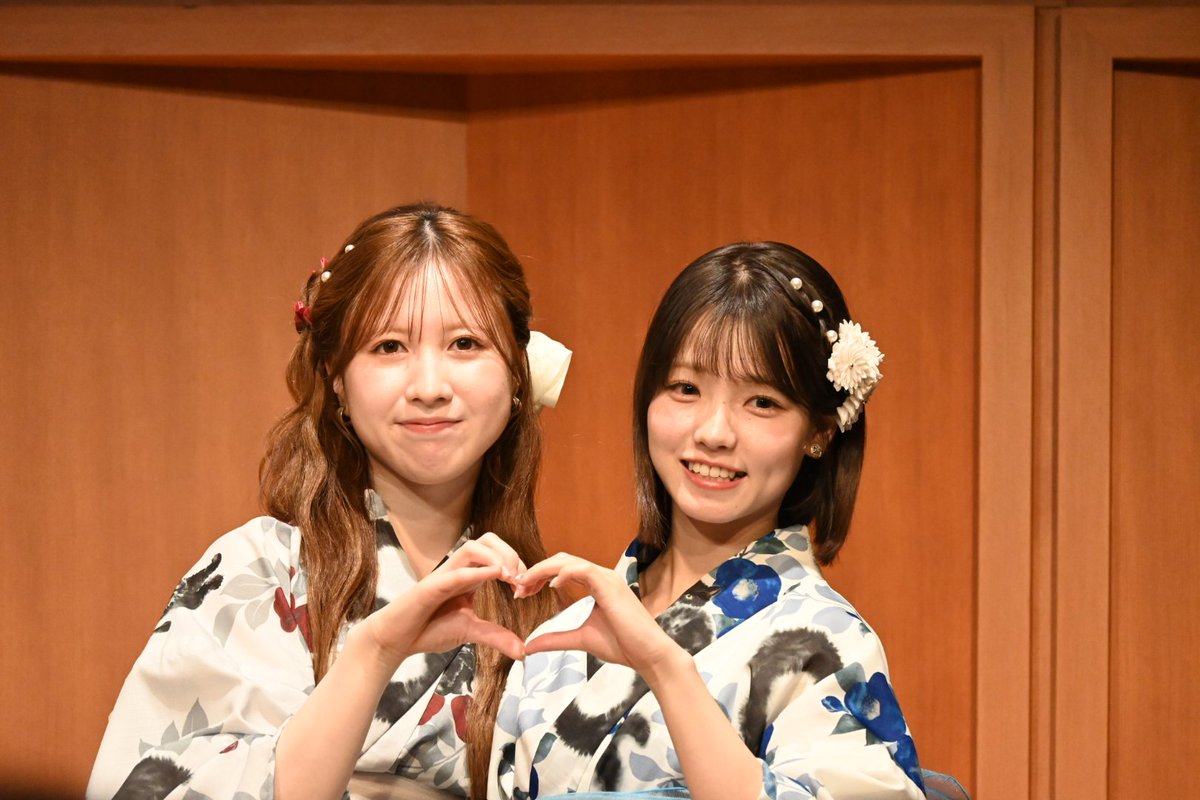 natudale106's tweet photo. CERINEイベント１部✨
撮ってだし🫶
#CERINE
#髙橋彩音
#永野芹佳 https://t.co/Xjym5ea4CH