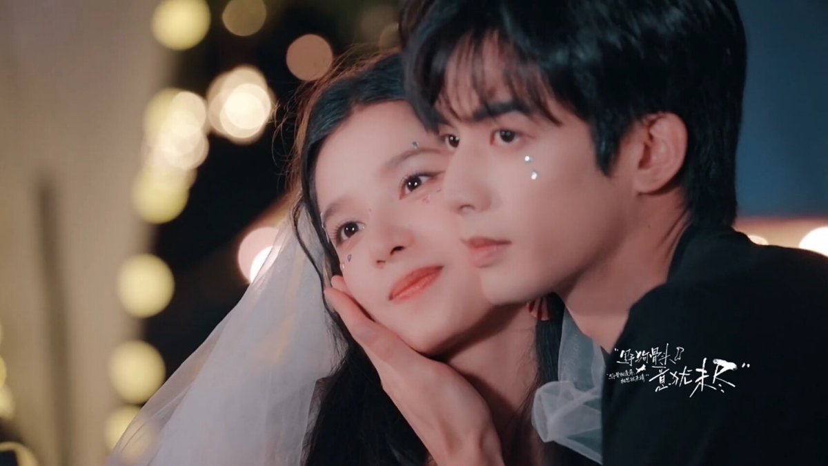 PrincessJINGYI's tweet photo. Miao Jing and Chen Yi 😭❤

#ZhangJingyi #SongWeilong #LoveForYou https://t.co/lIT1J0GLQl