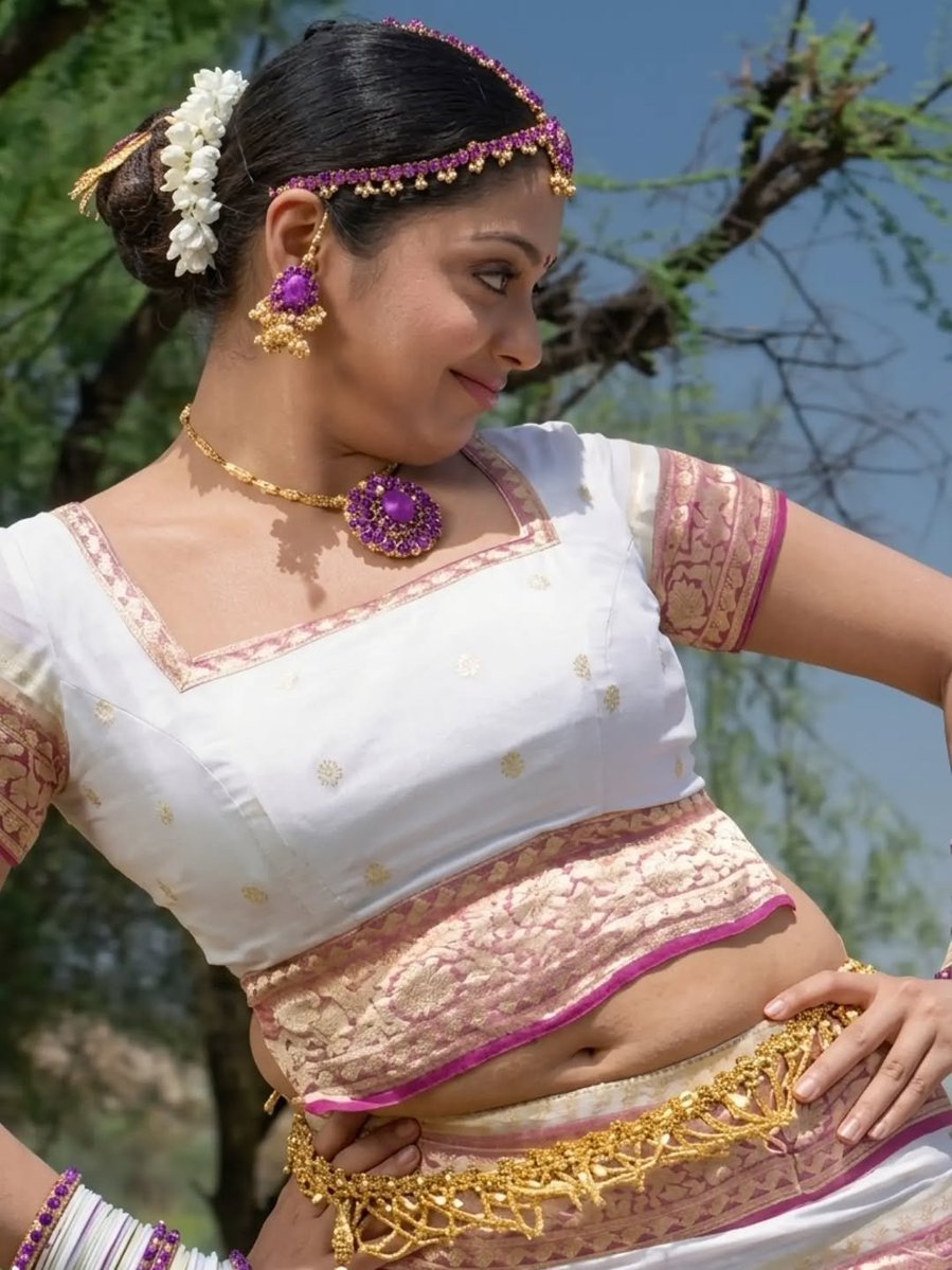 Tamil Serial Actress Ulagam tweet media