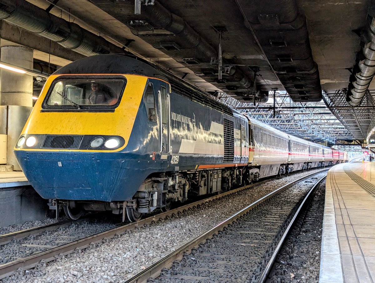 DownOnTheStour's tweet photo. Good Morning from Manchester Victoria π
Not my usual traction from here.....it's much better. 43159 & 43025 take me & @LadyDots317 on @125Group Citadel Circle tour to Carlisle via Hexham. π
#DOTS #railwayphotography #trainphotography #class43 #HST #intercity125 #hellfire https://t.co/sUOnS9qmqG
