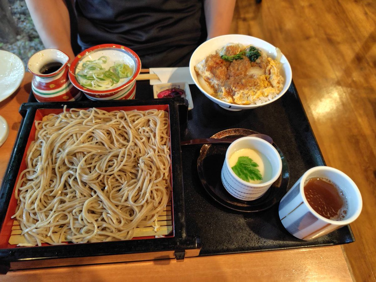 eiji2323's tweet photo. 井上の蕎麦屋のはなれ？
たまたまふらりと寄りましたが、良いお店でした✨ https://t.co/q41BamSECM