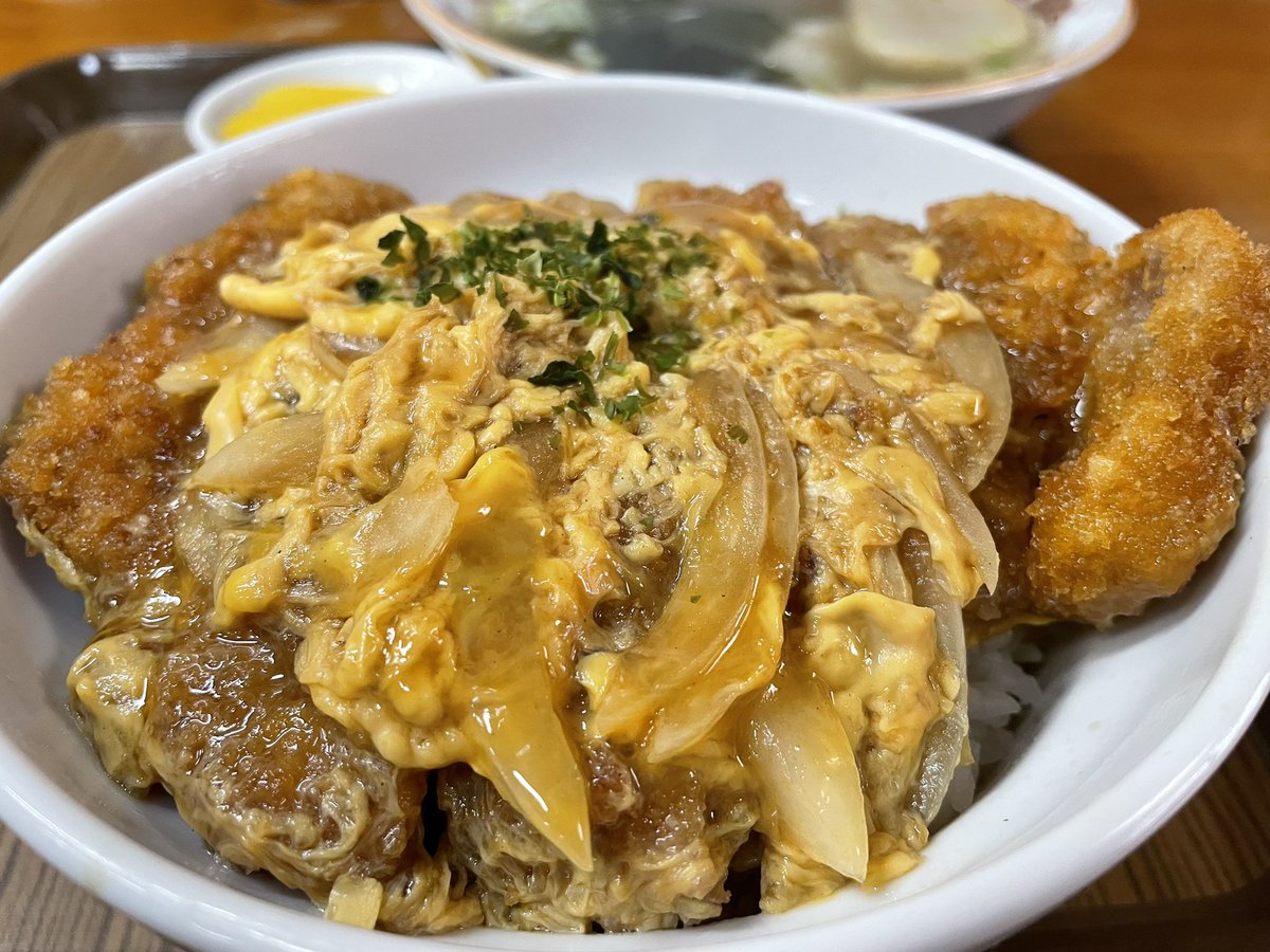 msc_masaf's tweet photo. カツどぅん喰らいました。

#五所川原 #鳳天雄 https://t.co/uEKFlvCPIt