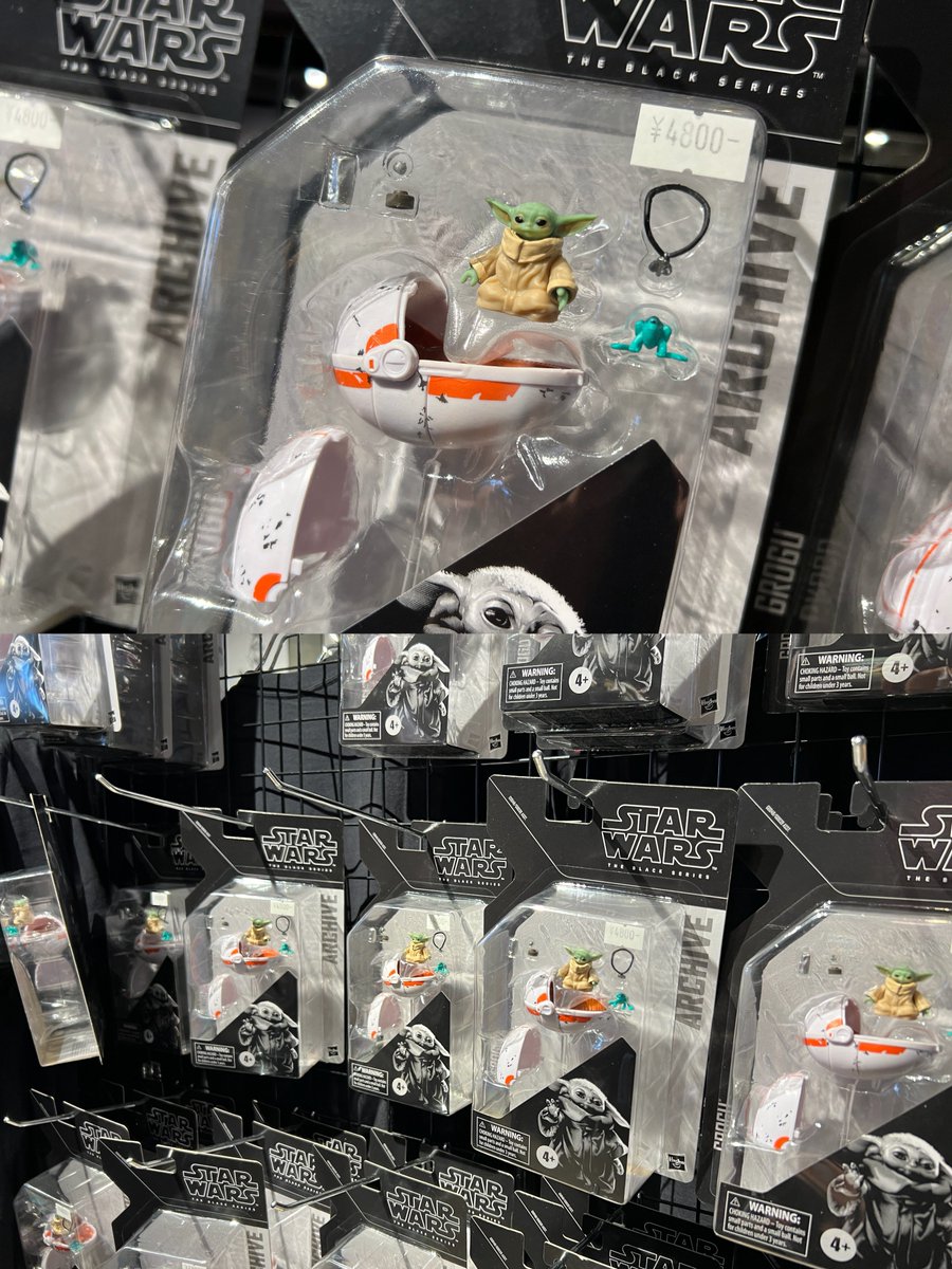 groguaccel's tweet photo. 高円寺の豆魚雷さんに今日初めて来たよ！！

豆魚雷さんの公式Xでスター・ウォーズ ブラックシリーズ アーカイブ グローグーが緊急入荷と見て急遽ね🌟😉

ポストから2時間半経過してるけどまだあった🤭

とーっても可愛いかったし、他にもこんな感じに色々あった🔵🛡️

素敵なお店！！

#豆魚雷
#スターウォーズ
#グローグー
#grogu