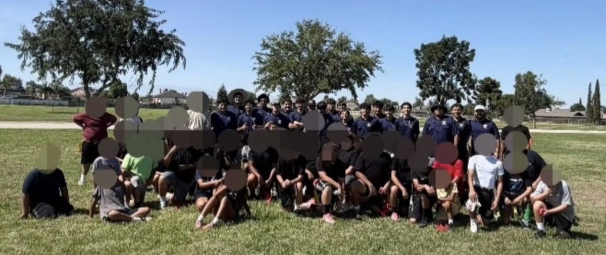 RicardoUltreras's tweet photo. Had a great experience coaching up student-athletes from my old school district todayππ½π#BulldogStrong #Blessed #JuniorSzn https://t.co/iNIxUYeTbP