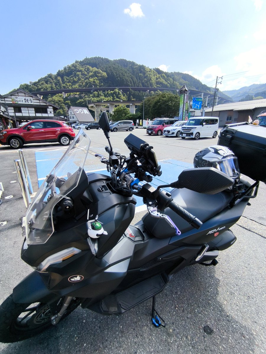 ama_kisuke's tweet photo. 白鳥まで来たけど…こっからどうしよう🤔泊まるくらいなら高速乗って帰ったほうが良さそうだし…
行きたいところ無いしな💦 https://t.co/NCIefdxQsI