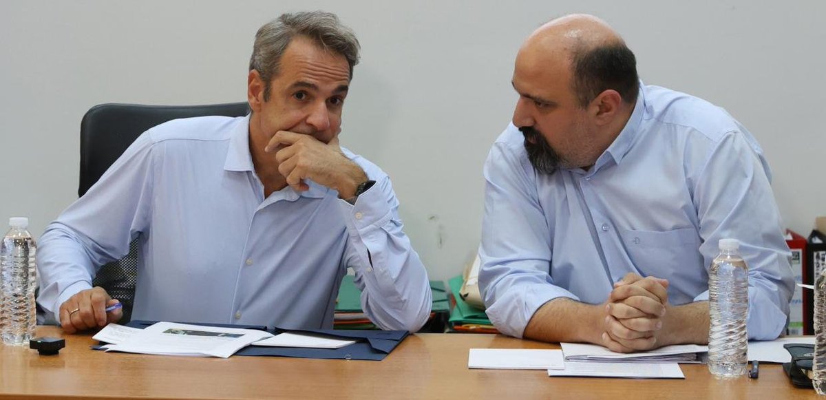RXRqdEgogik2Z9P's tweet photo. Ετοιμάζεται το 'ξέπλυμα' Μητσοτάκη...

Το αφήγημα που προωθείται είναι πως ο Τριαντόπουλος πήρε... γενική εντολή συντονισμού από τον Πρωθυπουργό. 
Ο ίδιος θα φορτωθεί το έγκλημα του 'μπαζώματος' και θα δικαστεί για παράβαση καθήκοντος...
Όπως και με τις υποκλοπές, ετοιμάζουν μια νέα Ιφιγένεια σαν τον Δημητριάδη, για να γλυτώσει το Κακόψυχο Αφεντικό του Μαξίμου!!!