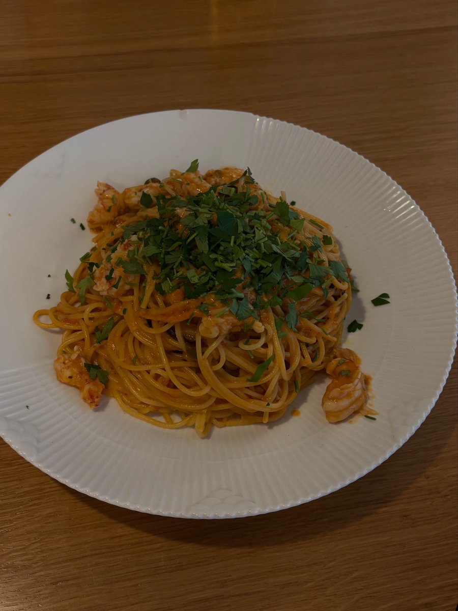 saurus_Tyra's tweet photo. 友達の手料理 https://t.co/CEYwpUzH2f