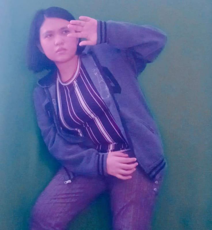 ssuuujjii's tweet photo. konni is chiwa! I'm Nish and i'm looking for more interactive filipino #moots !

about me :

— she / her , filo , minor
— new to #stantwt , #kpoptwt , #anytwt
— mabango , cute , siraulo pero medyo lang
— welcome lahat dito kahit baliw, tarantado, at siraulo ka pa🥺 https://t.co/4FkNv0euFO