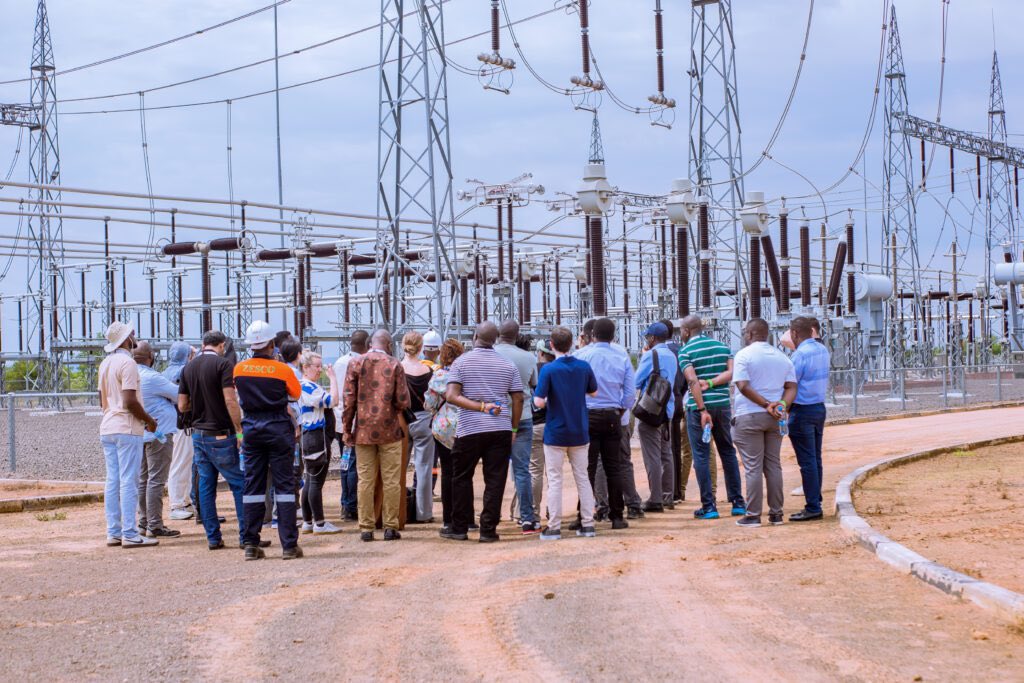 AfroGrowth360's tweet photo. 🇿🇼🇿🇲 Powering Southern Africa! Zimbabwe &amp; Zambia are preparing for the mega Energy Projects Summitthis Nov 3–5, 2026, in Livingstone! ⚡🌍
💰 Focus: Unlocking billions in targeted investments for grid expansion.
🎯 Goal: Accelerating cross-border power links and massive renewable https://t.co/WeTJ2KY3Ol