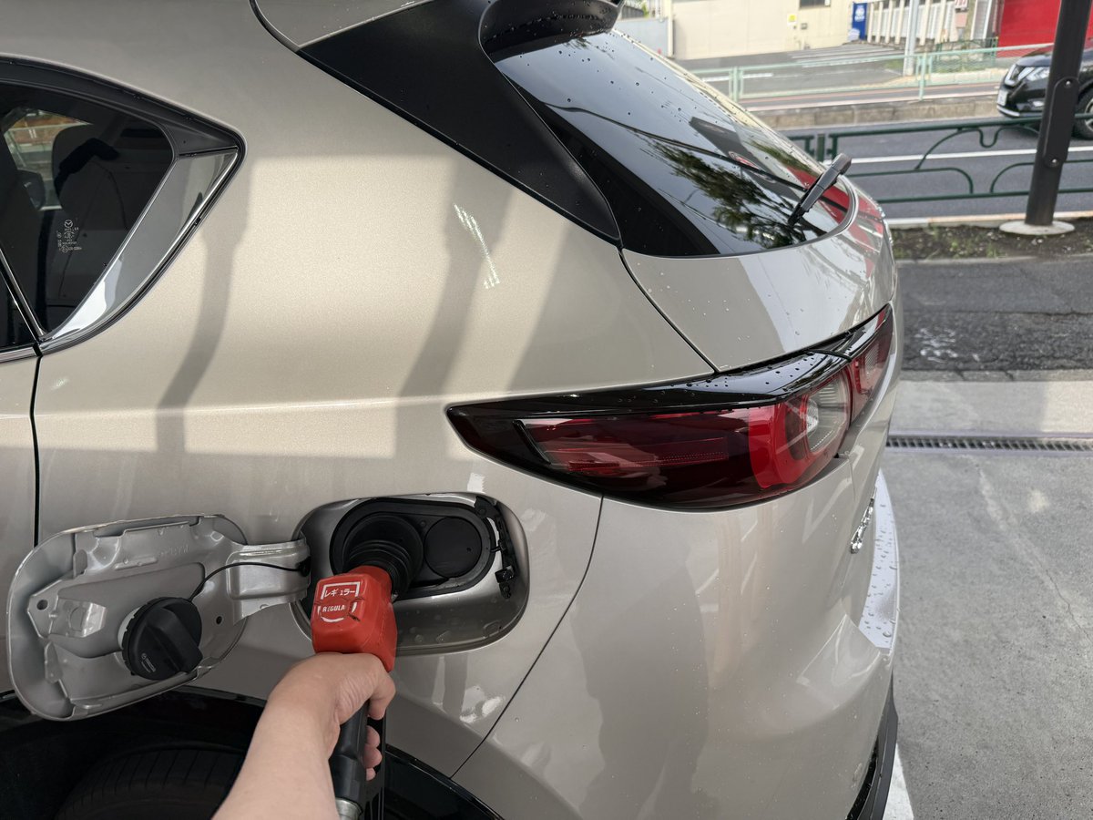 jikovakamon's tweet photo. 今年9回目の給油⛽️

#MAZDA #CX5 https://t.co/94x15EpHeE