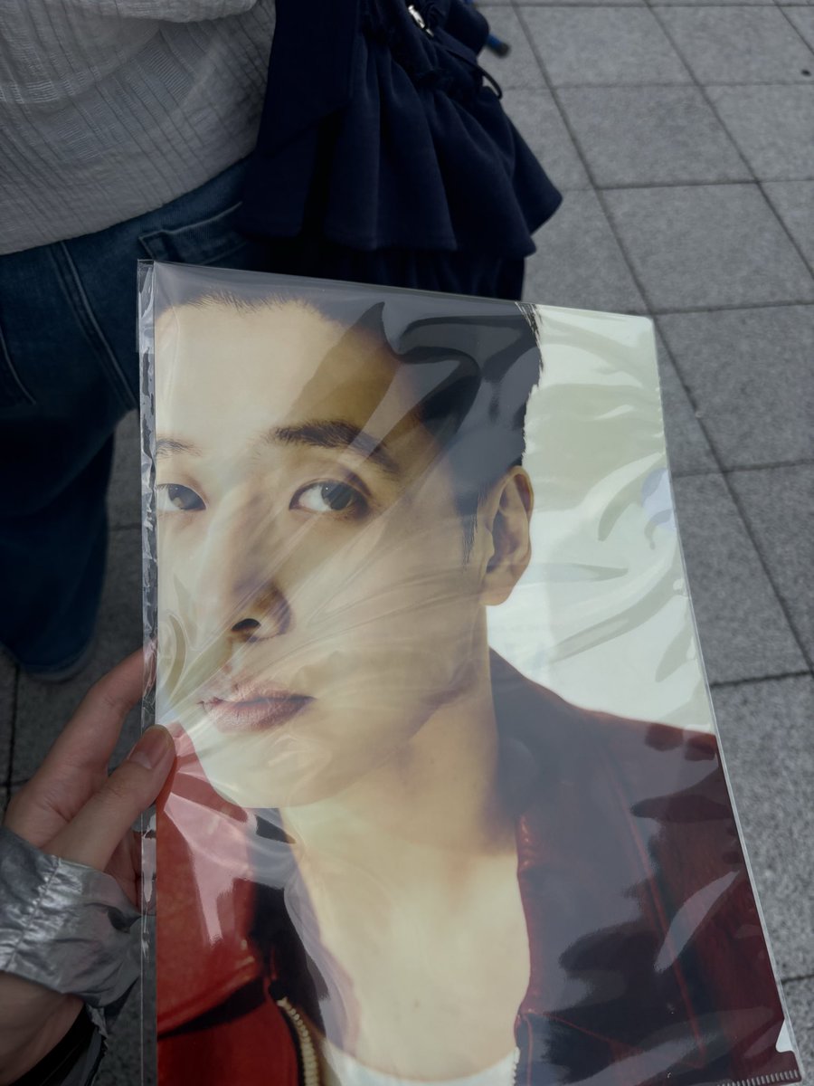 ylwgre's tweet photo. 会場でクリアファイルこれと青い方交換してくださる方いますか？？かぶっちゃいました！！
#강하늘
#カンハヌル https://t.co/WXE3ckDsVg