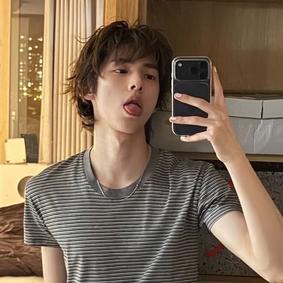 hanyjeo's tweet photo. restarting  !

hi ! i’m nica, looking for interactive coer #moots (but any fandom is welcome)

— filo, 09, she/her
— multi! mainly for svt, cortis, nct, &amp; bts 
— not new to #kpoptwt / #stantwt 

like / rt to be moots + appreciated ! <3 https://t.co/w54rGCH9hq