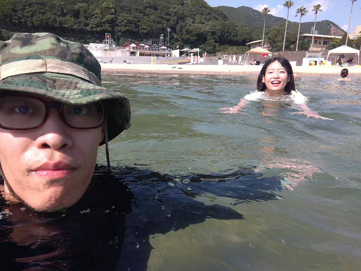 k610ne's tweet photo. 海でシールズごっこしてます
#シールズ https://t.co/tT3QrjL6Gl