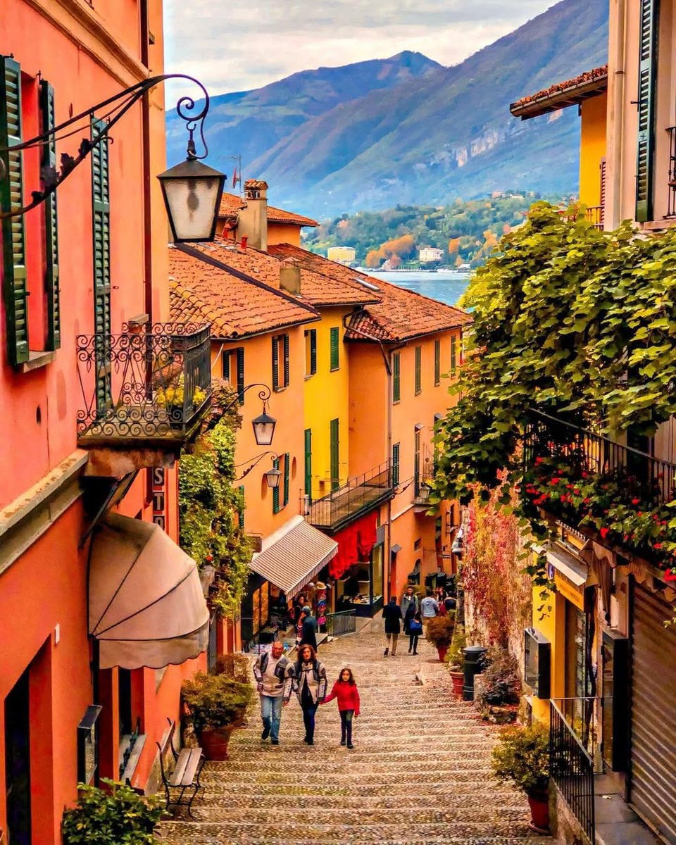 escape056's tweet photo. Bellagio, Lake Como 🇮🇹 https://t.co/QkGCLxfcwr