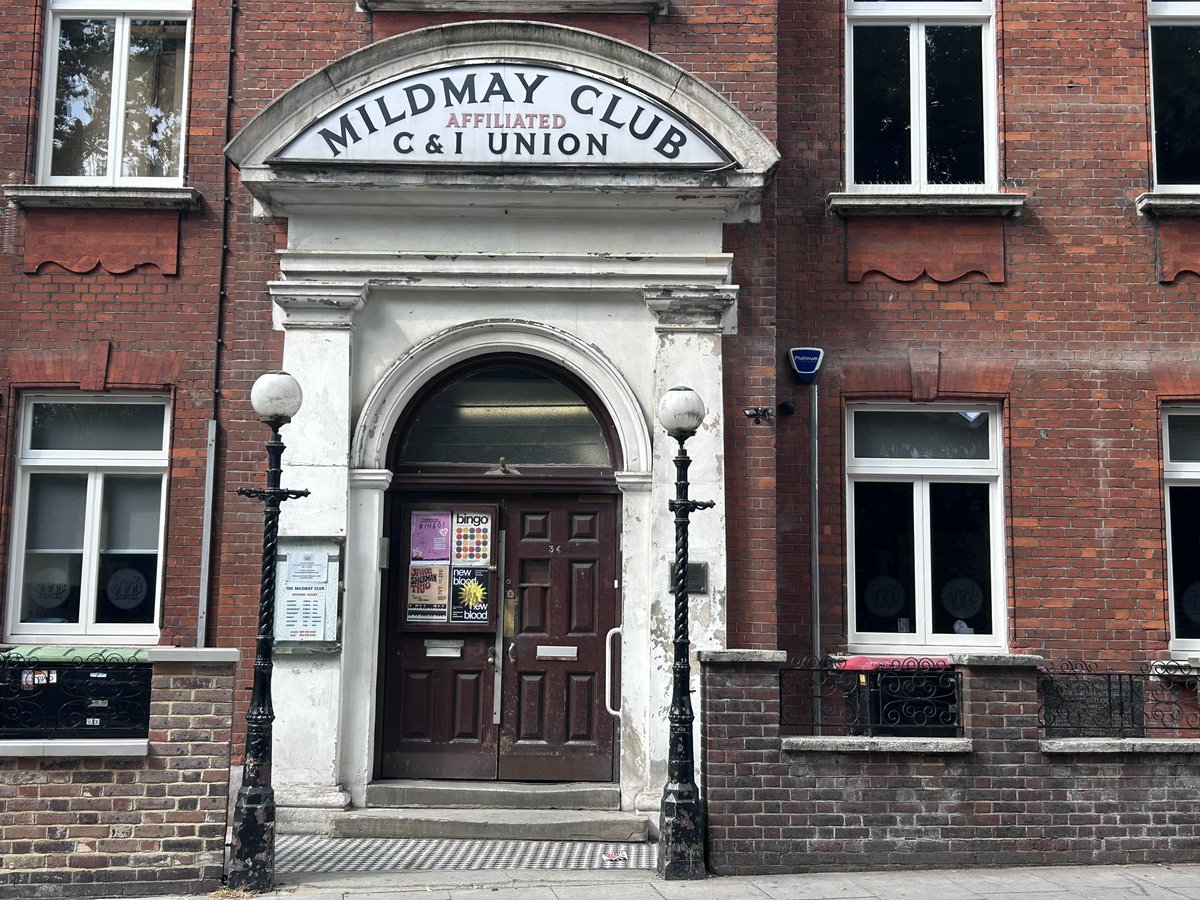 NLondonCAMRA's tweet photo. Great to see real ale and cider at The Mildmay Club, Stoke Newington. The first time since the mid 1990s! Available in The Member’s Bar. Enjoyed Great Beyond, Hoxton Best Bitter on a recent visit. #caskale #realale #realcider #stokenewington https://t.co/Dda9N52GAV