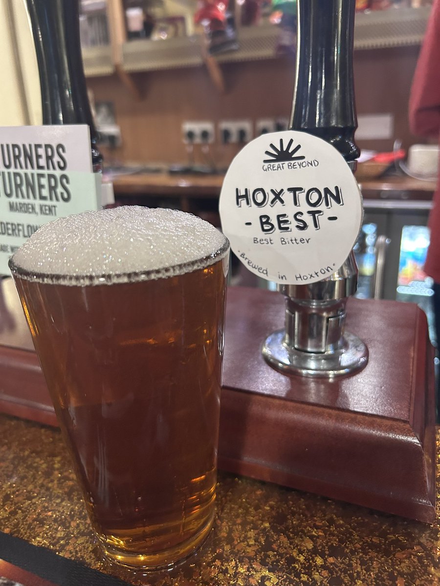 NLondonCAMRA's tweet photo. Great to see real ale and cider at The Mildmay Club, Stoke Newington. The first time since the mid 1990s! Available in The Member’s Bar. Enjoyed Great Beyond, Hoxton Best Bitter on a recent visit. #caskale #realale #realcider #stokenewington https://t.co/Dda9N52GAV