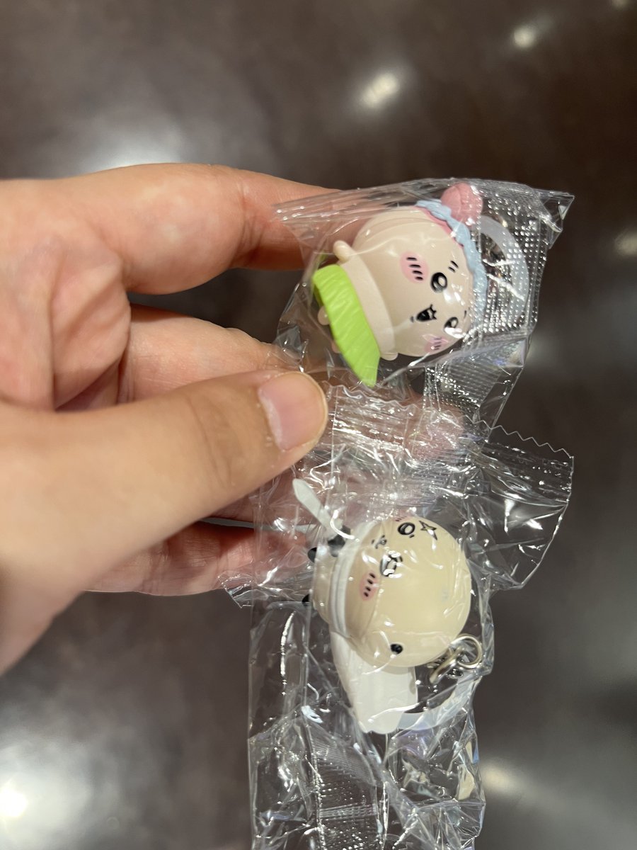setsunasan_'s tweet photo. 映画見てきた！
弟にお土産のうさぎグッズ爆買いしたわ✌️
ラッコ先輩青あざある、、、笑 https://t.co/yuxbmhuXYz
