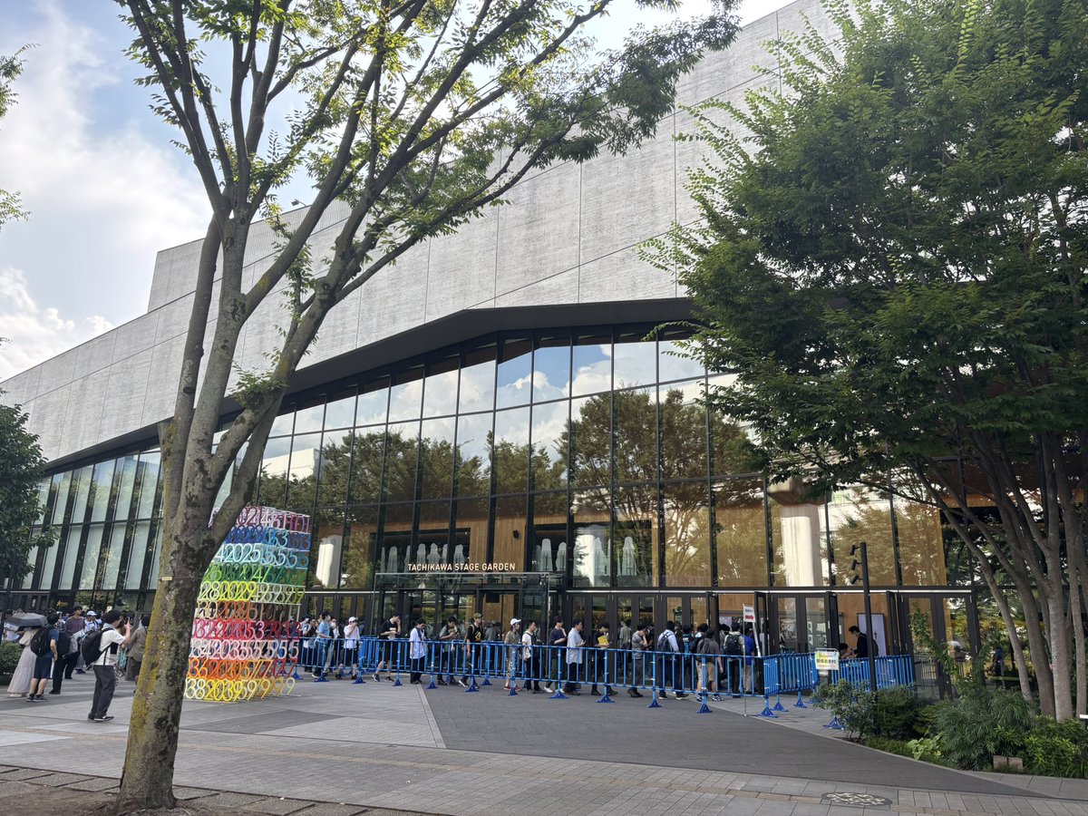 plapla1722's tweet photo. いざ入場へ https://t.co/1HiAmMgx2c
