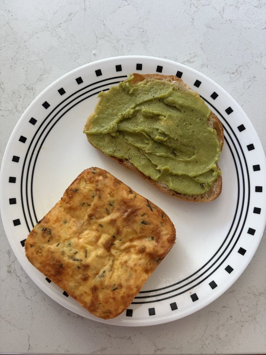 vffest's tweet photo. delish doe https://t.co/YrPcfugDU8