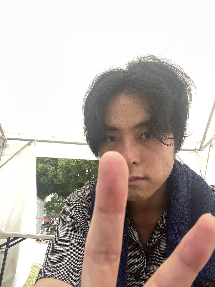 kohta_official's tweet photo. MURO FESTIVAL 2026
2026年7月25日(土)
＠横浜赤レンガ倉庫野外特設会場

【セットリスト】

エリナ
ダカープ
愛の方
ファニーフェイス
リンディンドン
バンドマン鎮魂歌
松山晃太 https://t.co/CdssIawawk