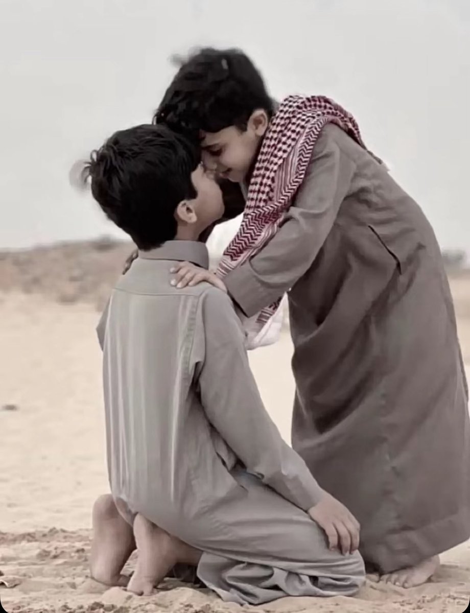 BinSfrann's tweet photo. #نهاركم_سعيد_وطيب         👋🏻

#الله_يجعل_ابوك_الجنة      🤲🏻     
هل ؟ صليت #اليوم على النبي الحبيب . ••• https://t.co/5VcDGERGFm