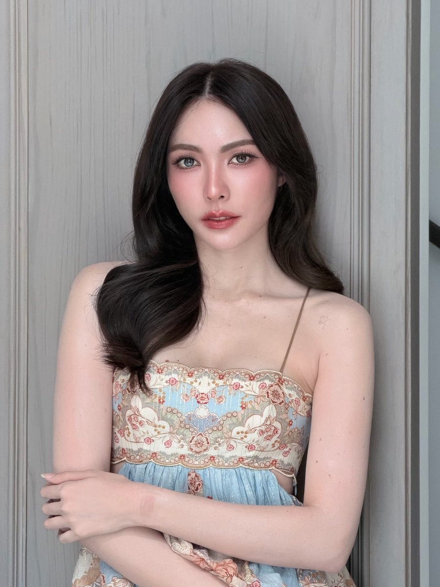 _alifyou7's tweet photo. เมคอัพเมื่อวานคือเริ่ดมากก🫠🫠

CL WITH AUMAUM
#AumAumMarketXCharlotte
#CharlotteAustin #ชาล็อตออสติน https://t.co/5GvOafrz4Z