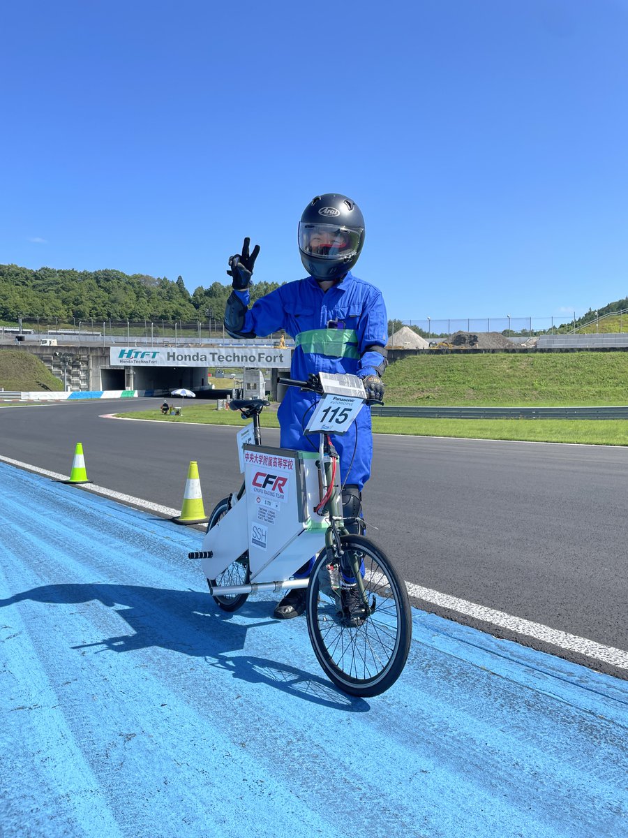 ChufuRacingTeam's tweet photo. 2台とも完走しました！マシンの性能も出せるものは出し切れたレースでした https://t.co/l3FLYebbBR