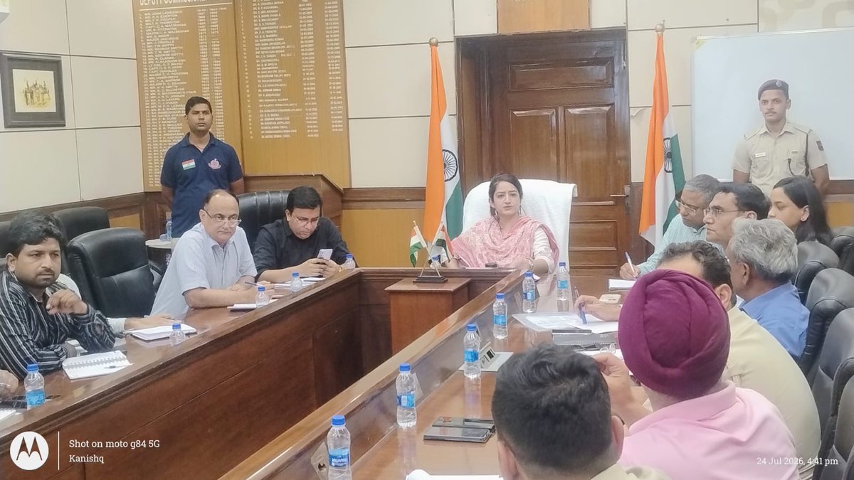 DM_North_Delhi's tweet photo. Better Coordination today to ensure better Service tomorrow!!!

Meeting of District Level Coordination Committee held on 24 Jul 4 PM to deal with water logging in North this Monsoon. @LtGovDelhi @CMODelhi @rai_saloni https://t.co/Pf27JQpaqx
