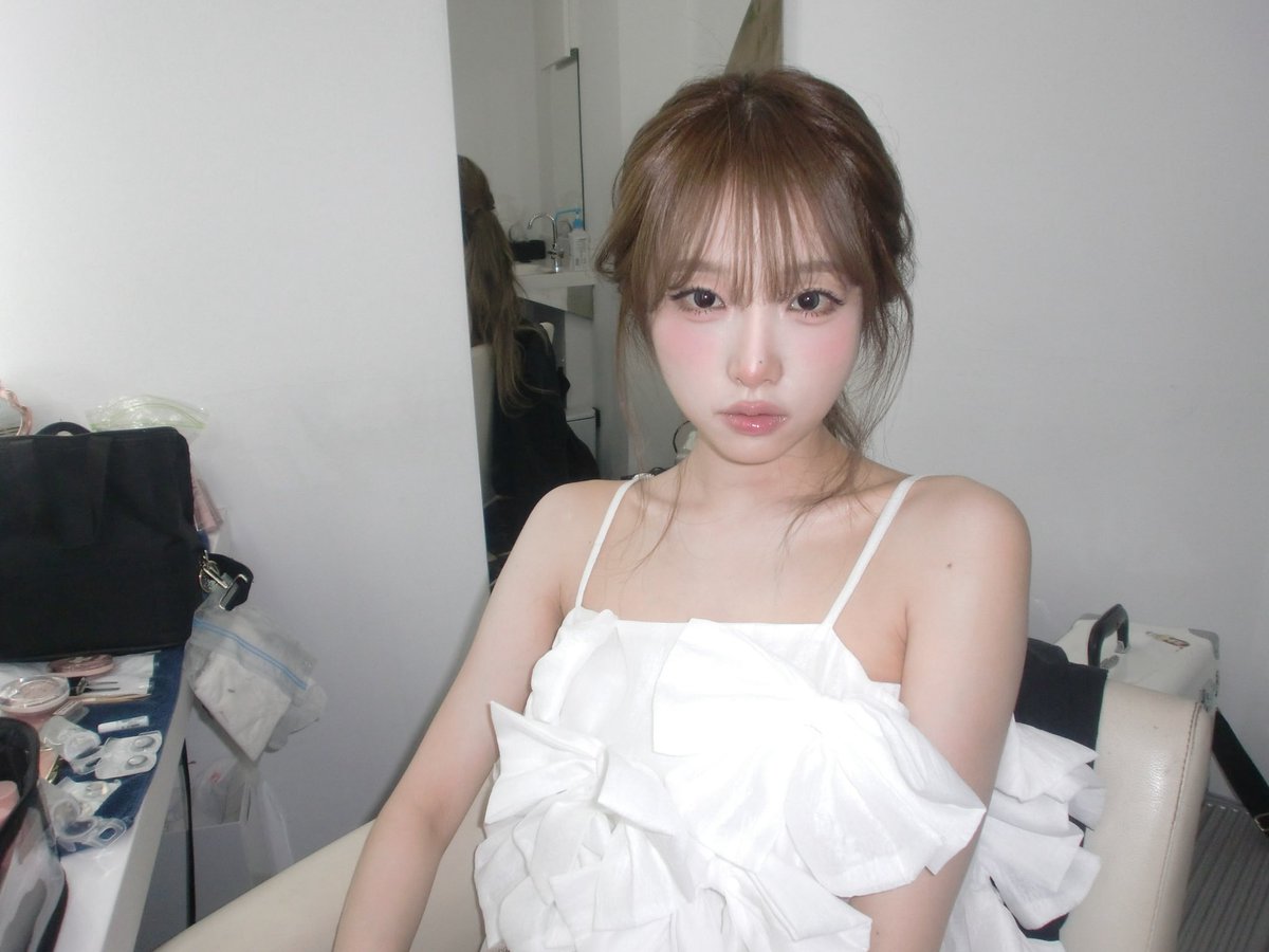 OgE929's tweet photo. 260725 헤어쌤 인스타그램 #최예나 https://t.co/zABeYwSGAu