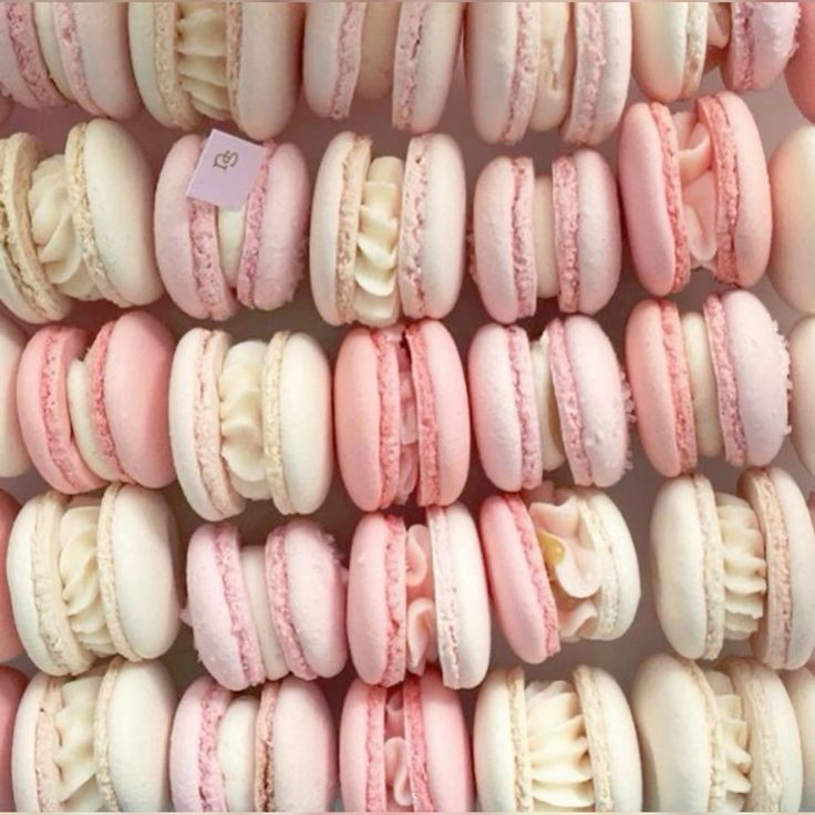 vexxpink's tweet photo. I just received sweet treat from Anonymous via Throne. Thank you! https://t.co/UnNP4aiDLi #Wishlist #throne https://t.co/v7OzpxAjBp