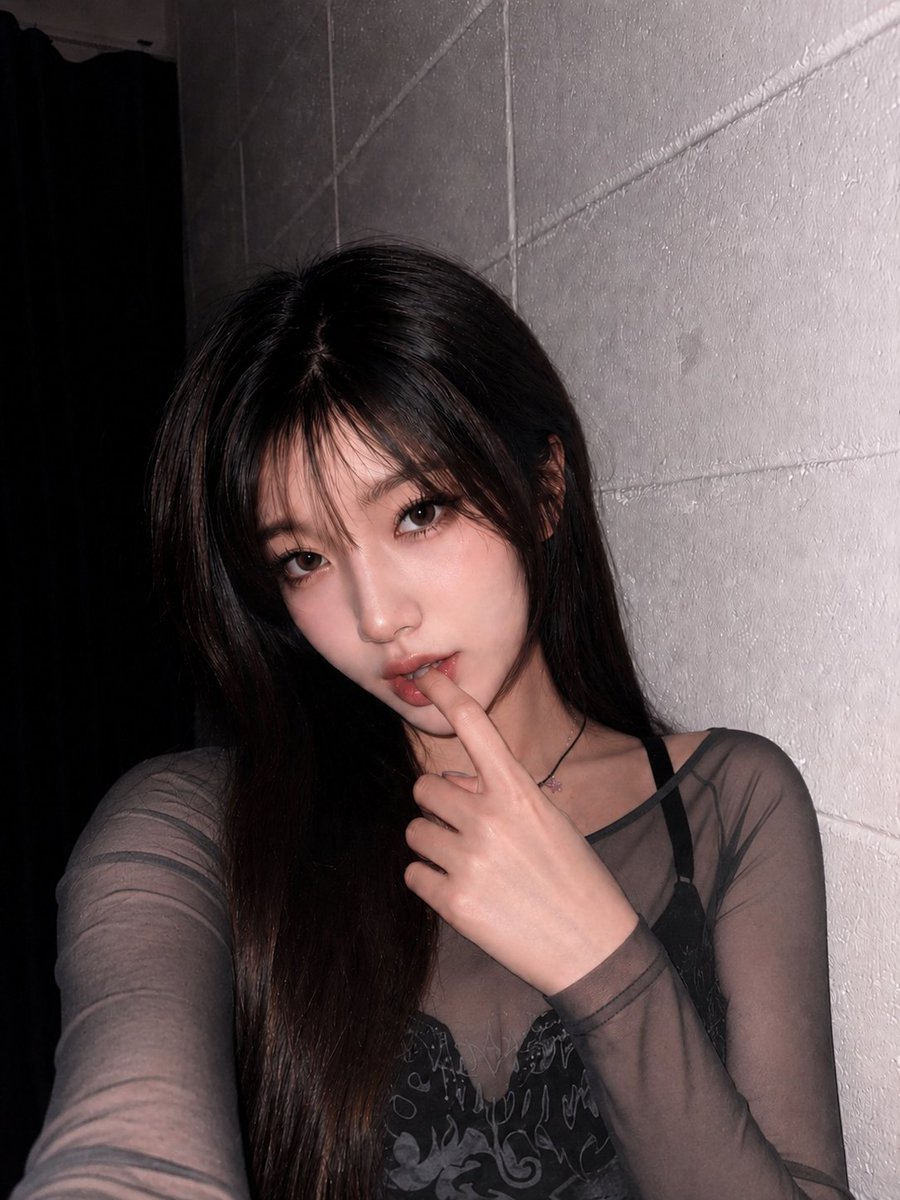 Nastasaad's tweet photo. Trying to seduce you🫣
#cd #femboy #여장남자 #shemale https://t.co/0Z97qseuMz