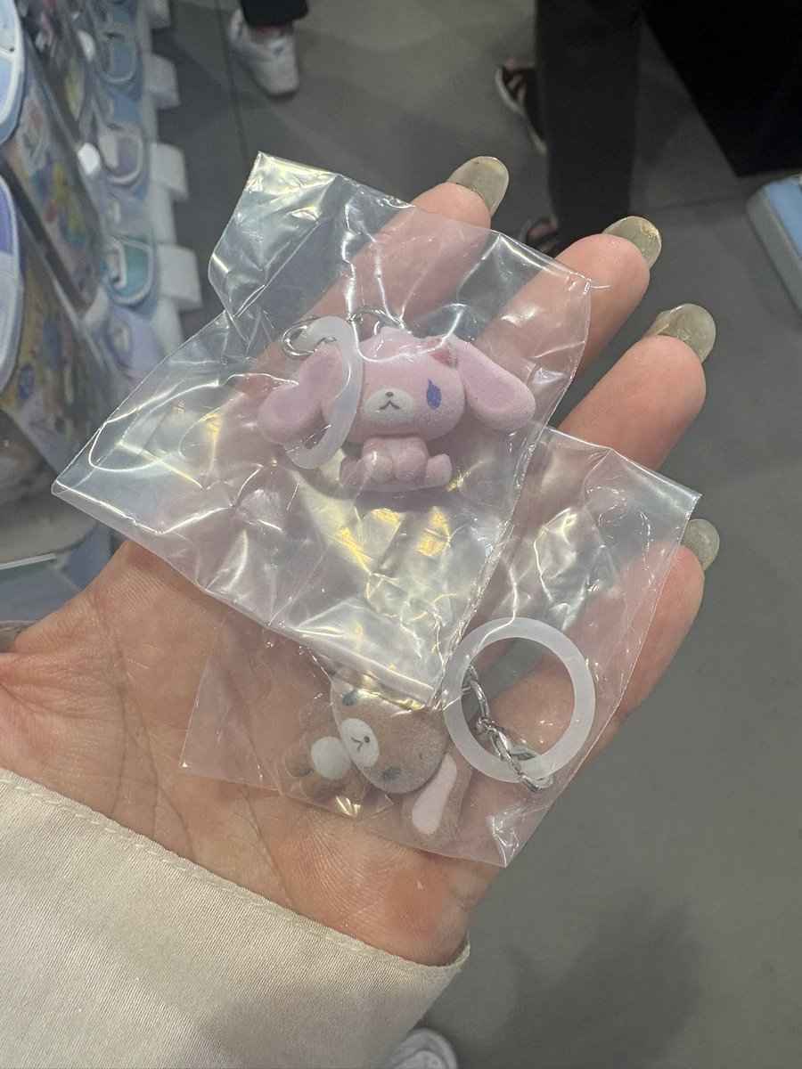 rrr_5247's tweet photo. 【交換】シュガーバニーズ カプセルトイ ガチャガチャ めじるしチャーム

譲)くろうさ ストロベリーうさ

求)しろうさ ブルーベリーうさ

郵送でのお取引のみ。
まとめて交換してくださる方優先。
お気軽にお声掛け下さい。 https://t.co/ec2qzk1cbh