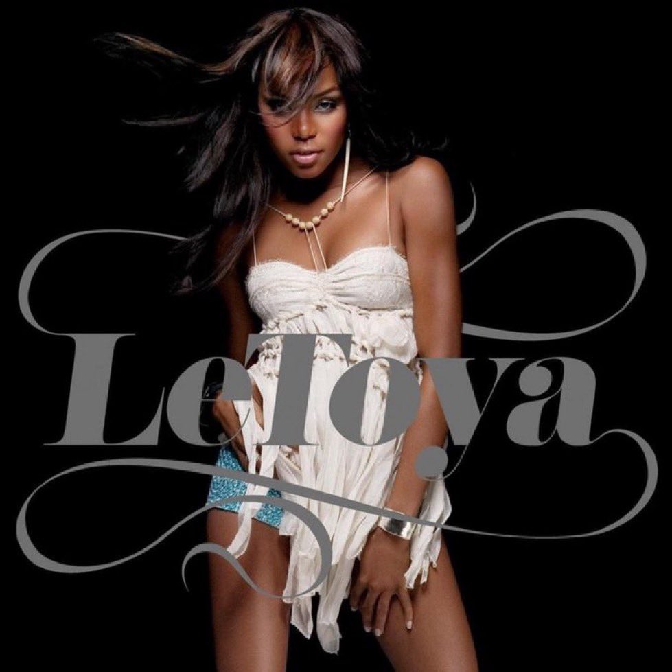 music__data's tweet photo. US album sales: @LeToyaLuckett, LeToya 2,578,000 (total). https://t.co/hvozOkrSXq