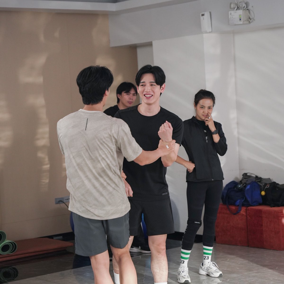 ADogandAPlane's tweet photo. คณิตโดนพิ้ม๋าแกล้งงงงงง แจ้มป่องแล้ว!!!😤

#ADogAndAPlaneEP9
@Tawan_V @new_thitipoom https://t.co/ZTtai2ffj8