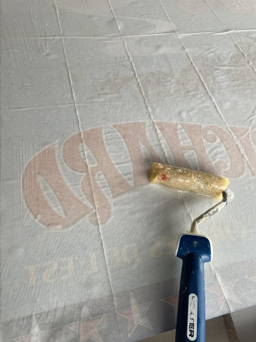 Espace_Cirque's tweet photo. De retour du Loiret avec notre vingtaine d’affiches (120x160) désormais entoilées !
Hâte de pouvoir les exposer 🤩
Nous remercions vivement notre professionnel de la toile de lin et du rouleau pour son travail remarquable.
#protection #affiches #collections #cirque #mdci https://t.co/CIqu9V8IBO