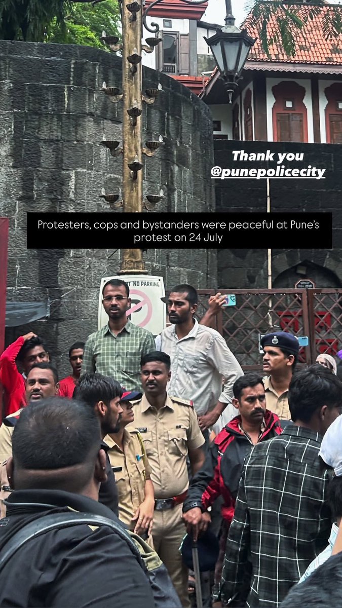 kavitakane's tweet photo. “Isse kuch fark padega?” queried a rickshaw wala. 
It struck hard.  If we need fark /change, we have to voice it. 
If we need justice, we have to voice it. 
If we want reforms, we have to voice it. 
And if not open to dialogue, the voice is on the streets…Loud. #CJPprotest https://t.co/HBnHYGqf5A