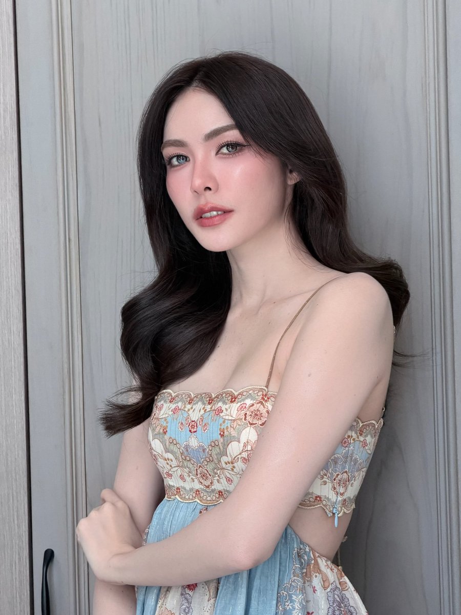 SMYCM95's tweet photo. สวยมากคนสวยข๋า💖

CL WITH AUMAUM
#AumAumMarketXCharlotte
#ชาล็อตออสติน #CharlotteAustin https://t.co/3BLUskmoNJ