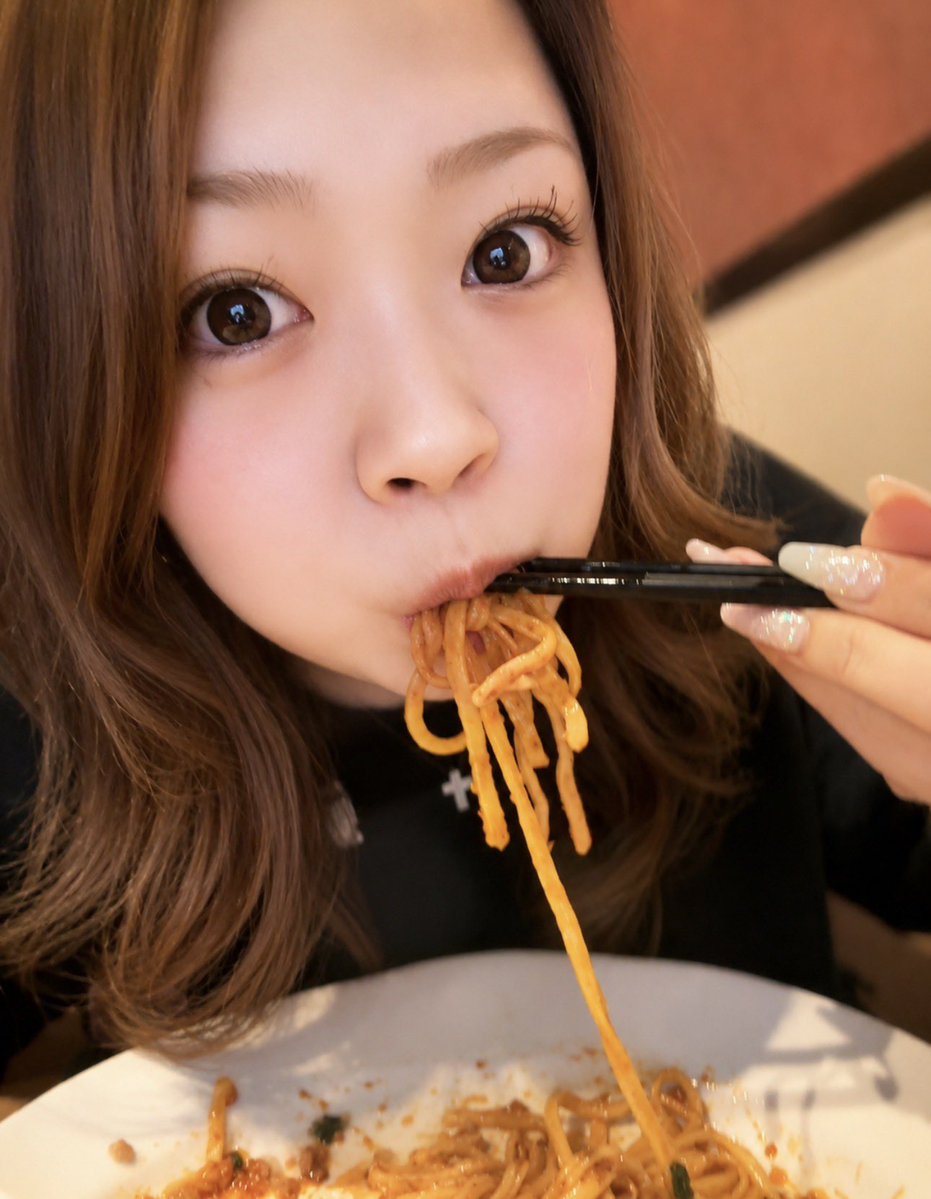 lv1monsters's tweet photo. 昨日食べた痺れるらしいなんとか麺🍜

ふつーに美味しかった🙌🩷

#レベモン　#monster #激辛　#すぐサボる癖 https://t.co/07WNNZarkP