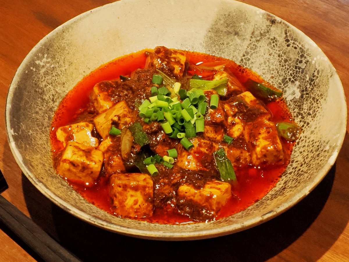 light340ps's tweet photo. 漢菜麟からのお知らせ
​8/9(日)〜8/16(日)の期間限定で「飲み放題付き特別コース」をご提供いたします！
​価格：15,000円
内容：前菜からデザートまで大満足の7皿
お席：昼6席、夜6席
​メニューの詳細、ご質問、ご予約はすべてDMにて承ります。
お気軽にメッセージお待ちしております！ https://t.co/1BzEKWqEP2