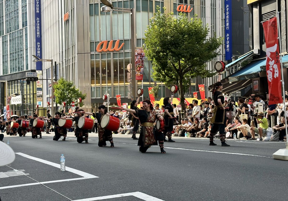 suirin_reboot's tweet photo. 創作エイサー天晴！
衣装もだけど演目も"魅せる"エイサー過ぎて見惚れてしまった……！🌺🌴✨️ https://t.co/GhAmfZBpj9
