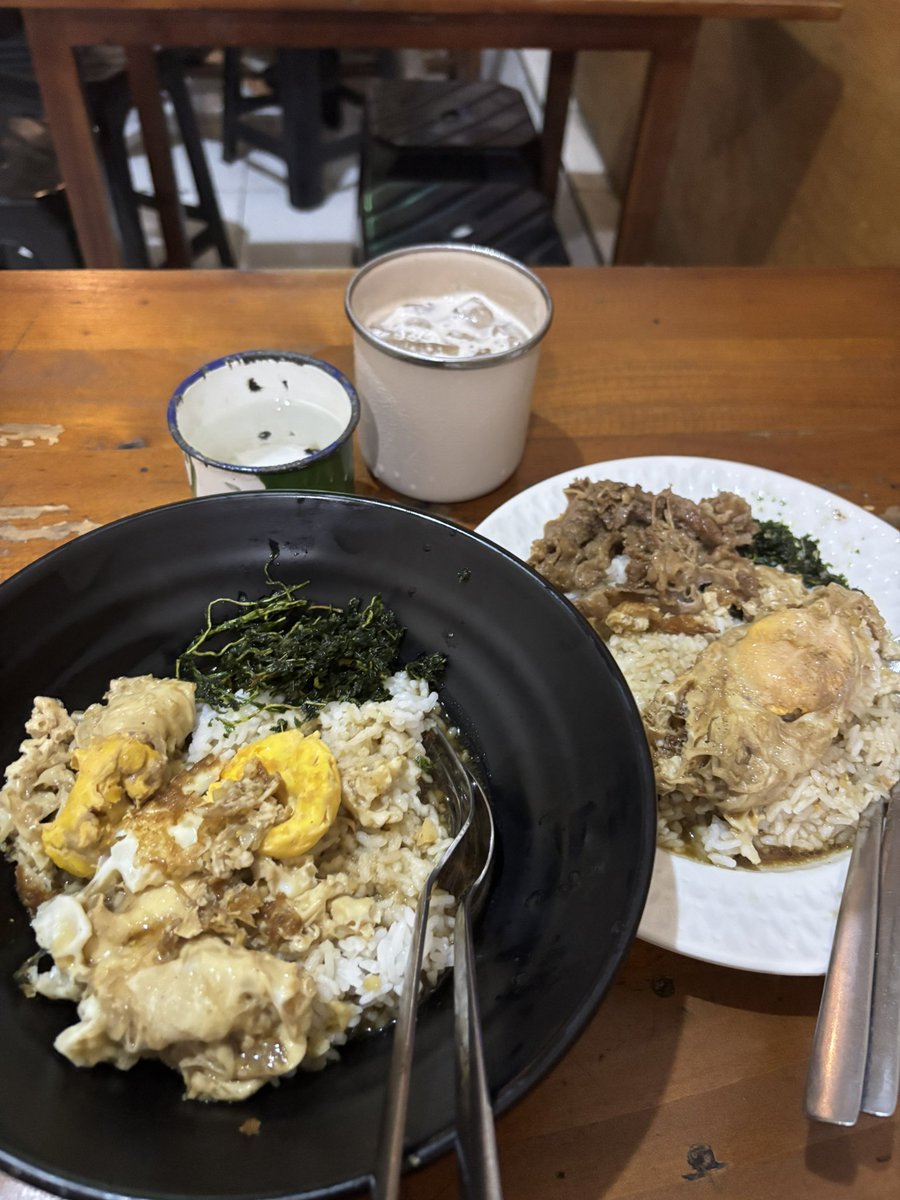 alanairie's tweet photo. what i eat as mahasiswa in jatinangor 🍽️

- a thread https://t.co/SldbqSsGH0