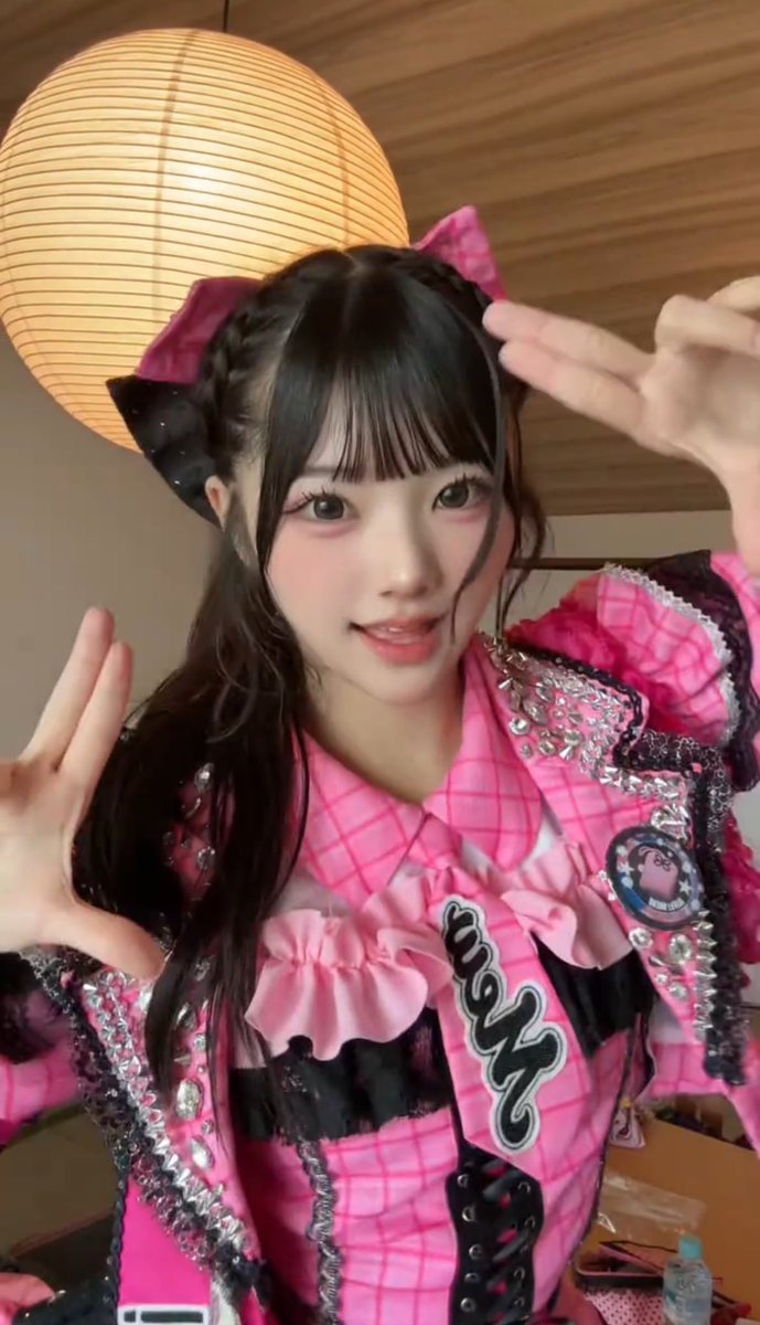 ___120696's tweet photo. JAM衣装のみゅうちゃんかわいい👶🏻🩷
#みゅうがまもる https://t.co/6kJNqDy4of