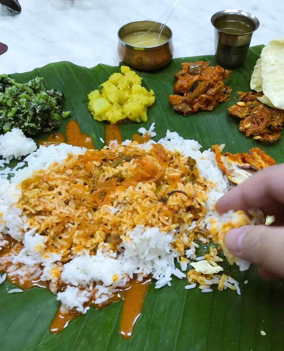 HopeCandic67525's tweet photo. Craving warm, tangy Mexican cochinita pibil tonight! Slow-roasted pork wrapped in banana leaves, paired with pickled red onions u0026 habanero salsa—pure Mexican comfort on a plate. https://t.co/CAbfiSOznv