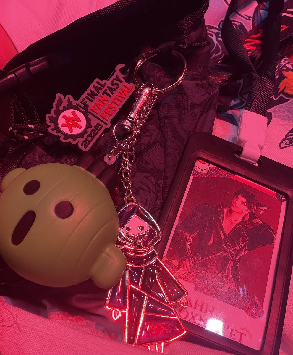 franxversus's tweet photo. Ready for Fanfest 👀👀👀 https://t.co/DcpJRGNCMy