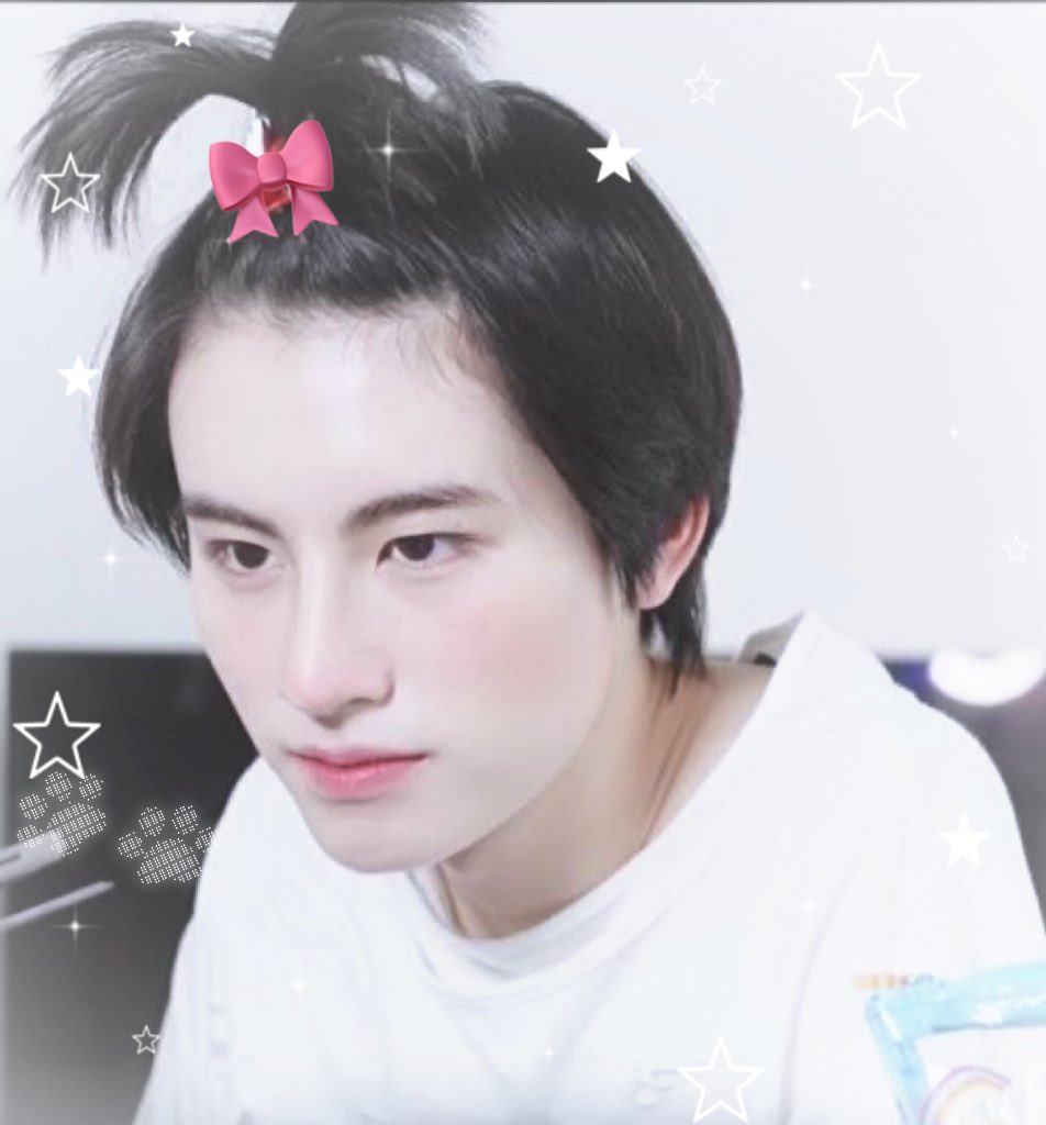 bubblegumlele's tweet photo. Meow ~🎀 https://t.co/yX6YZ9ZMRg