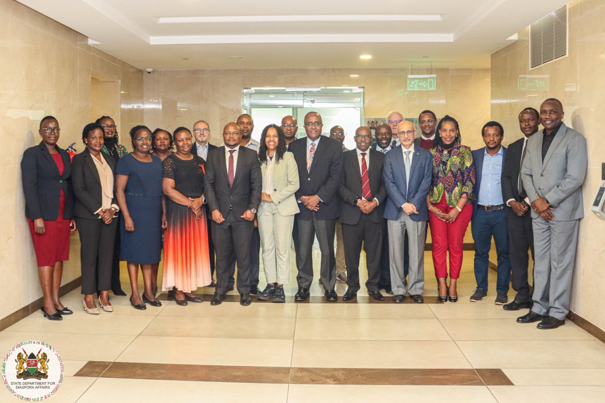 Diaspora_KE's tweet photo. 𝐃𝐈𝐀𝐒𝐏𝐎𝐑𝐀-𝐋𝐄𝐃 𝐌𝐄𝐃𝐈𝐂𝐀𝐋 𝐂𝐀𝐌𝐏 𝐖𝐑𝐀𝐏𝐒 𝐔𝐏 𝐀𝐒 𝐏𝐋𝐀𝐍𝐒 𝐅𝐎𝐑 𝐖𝐈𝐃𝐄𝐑 𝐇𝐄𝐀𝐋𝐓𝐇𝐂𝐀𝐑𝐄 𝐏𝐀𝐑𝐓𝐍𝐄𝐑𝐒𝐇𝐈𝐏 𝐆𝐀𝐓𝐇𝐄𝐑 𝐌𝐎𝐌𝐄𝐍𝐓𝐔𝐌

The State Department for Diaspora Affairs today held the closing session of the 2026 Kenyan diaspora-led Urology, Oncology and Cardiovascular Medical Camp held at the at the Kenyatta University Teaching, Referral and Research Hospital-@kutrrh.

The session marked the culmination of a week-long initiative that brought together leading medical specialists and Kenyan healthcare professionals.

Led by Ambassador @kabira_i, Secretary for Diaspora Investments, Skills and Entrepreneurship, representing Diaspora Affairs PS, Ms. @roselinenjogu, the session drew the delegation led by Kenyan Diaspora, Mr. @fbwombongi, MHA, FACHE.  Read more… https://t.co/dp4PnZg4Rx